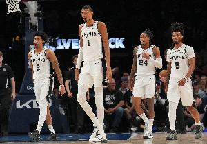 ESPN专家团预测总决赛：13名专家中有10人都看好马刺夺冠配图