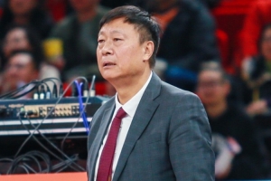 24年的等待！李秋平：上海男篮下赛季还要继续拿冠军配图