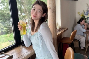 北京女篮球员李一凡晒照：好朋友是这条路上最治愈的解药配图