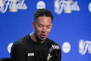 如何让球员保持斗志？米奇：G3是唯一重要的比赛 我们必须赢下它配图